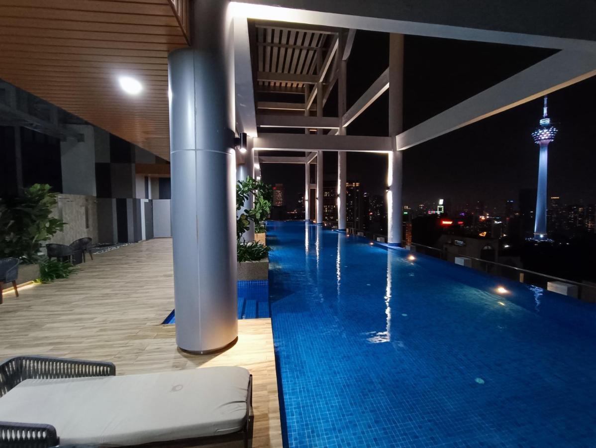 Апартаменты Cl 29A Insta Klcc View & Infinity Pool Куала-Лумпур Экстерьер фото