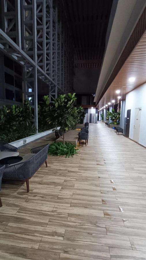 Апартаменты Cl 29A Insta Klcc View & Infinity Pool Куала-Лумпур Экстерьер фото