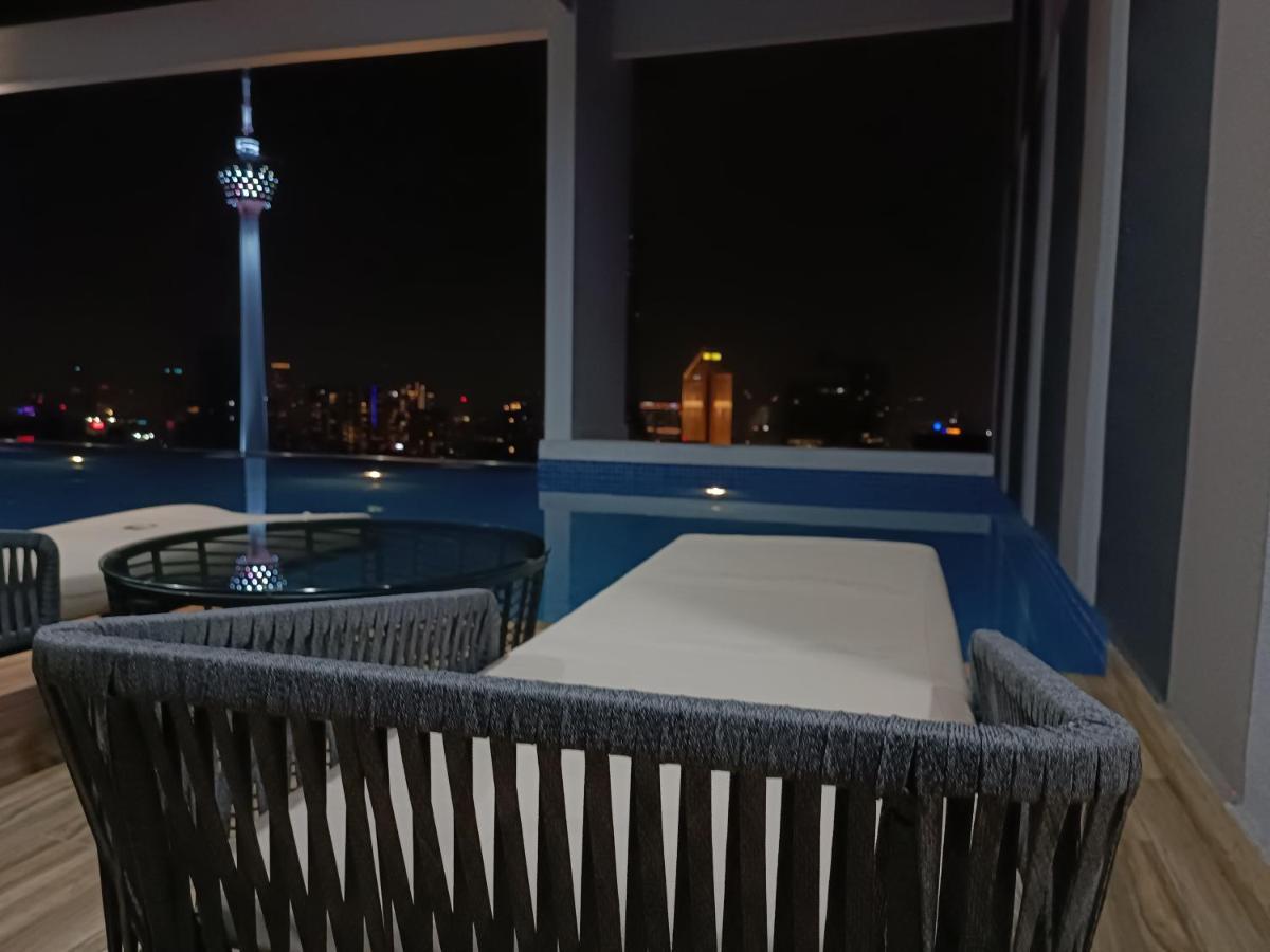 Апартаменты Cl 29A Insta Klcc View & Infinity Pool Куала-Лумпур Экстерьер фото